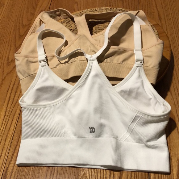 Two Sports Bras, NWOT, only tried on! - Picture 2 of 4